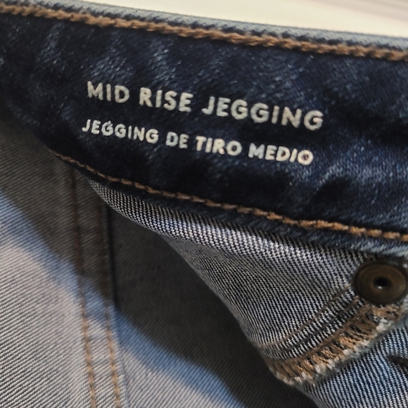 Universal Thread Mid Rise Jegging - Picture 4 of 4